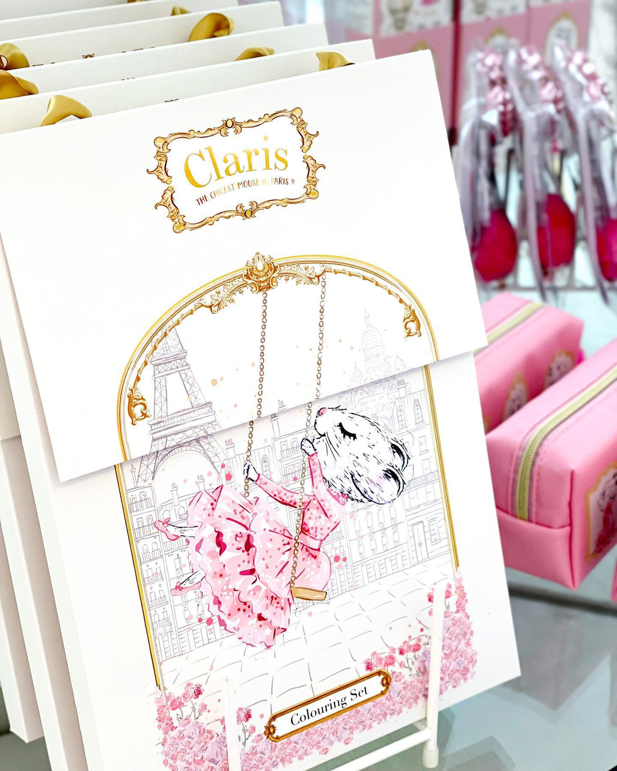 Claris Colouring Set