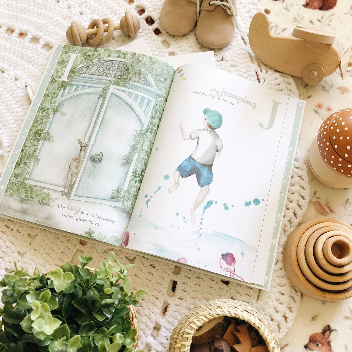 The Amazing ABC – Luxury Children’s Alphabet Book