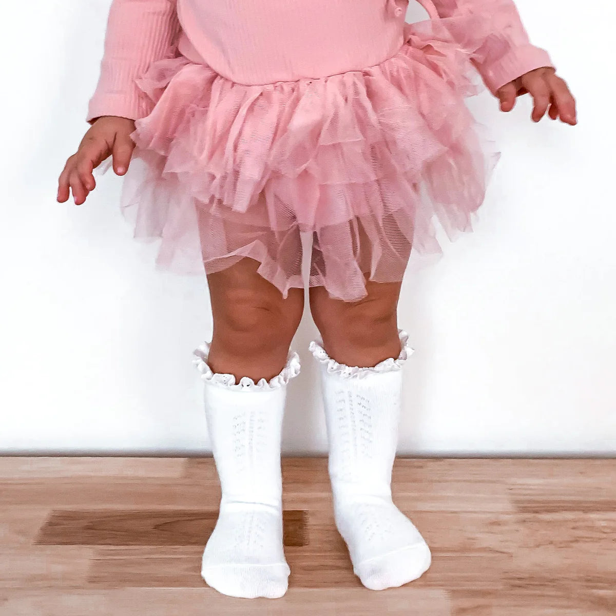 Designer Kidz | Frilly Socks - Ivory / White