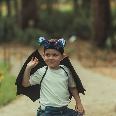 Dinosaur or Dragon Horns