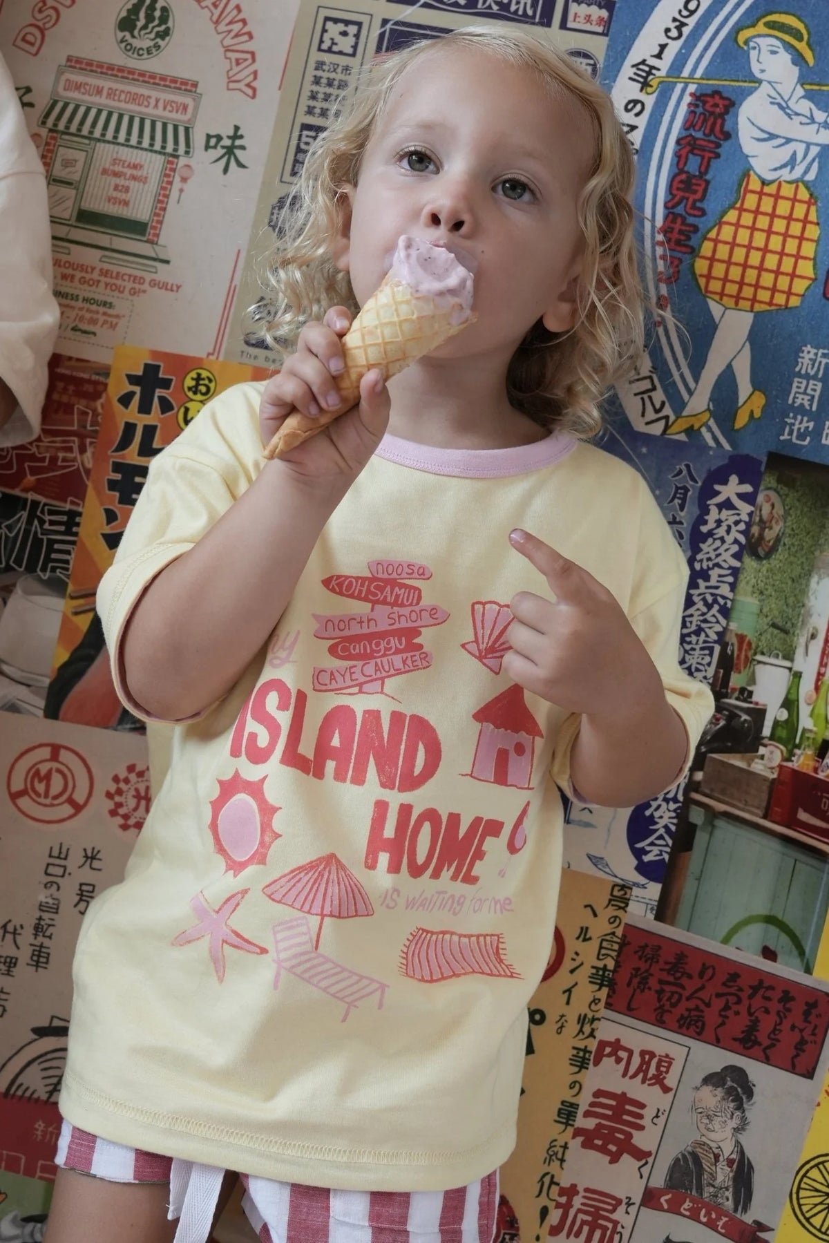 Traveller Tee Pink/Yellow – Reversible (Two tees in one)