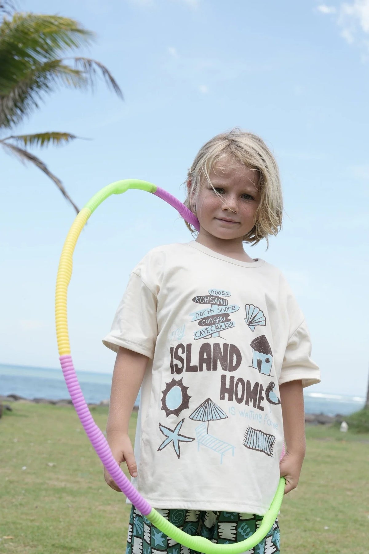 Traveller Tee White/Sugar Reversible (Two tees in one)