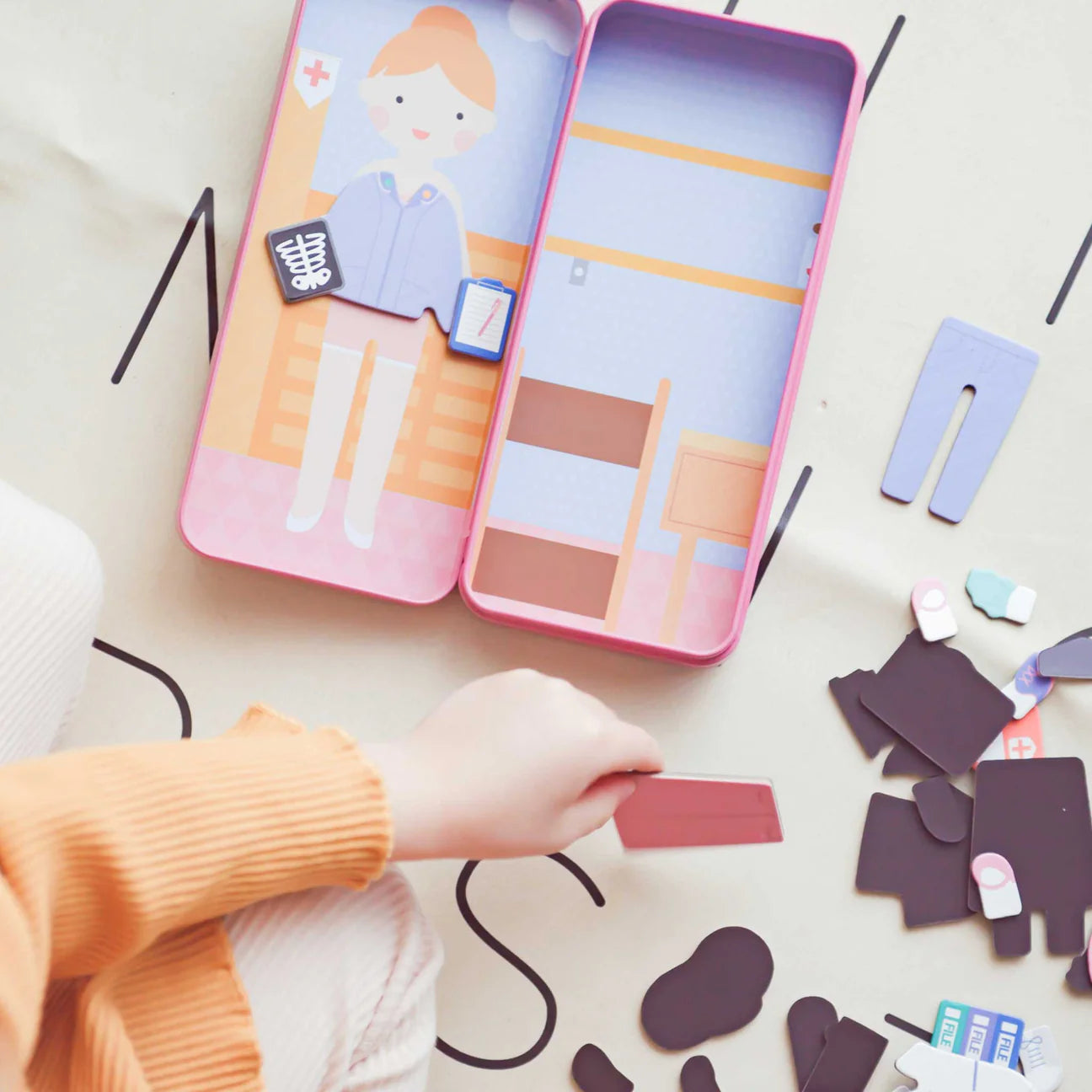 mierEdu - Magnetic Puzzle Box - Medical Professional