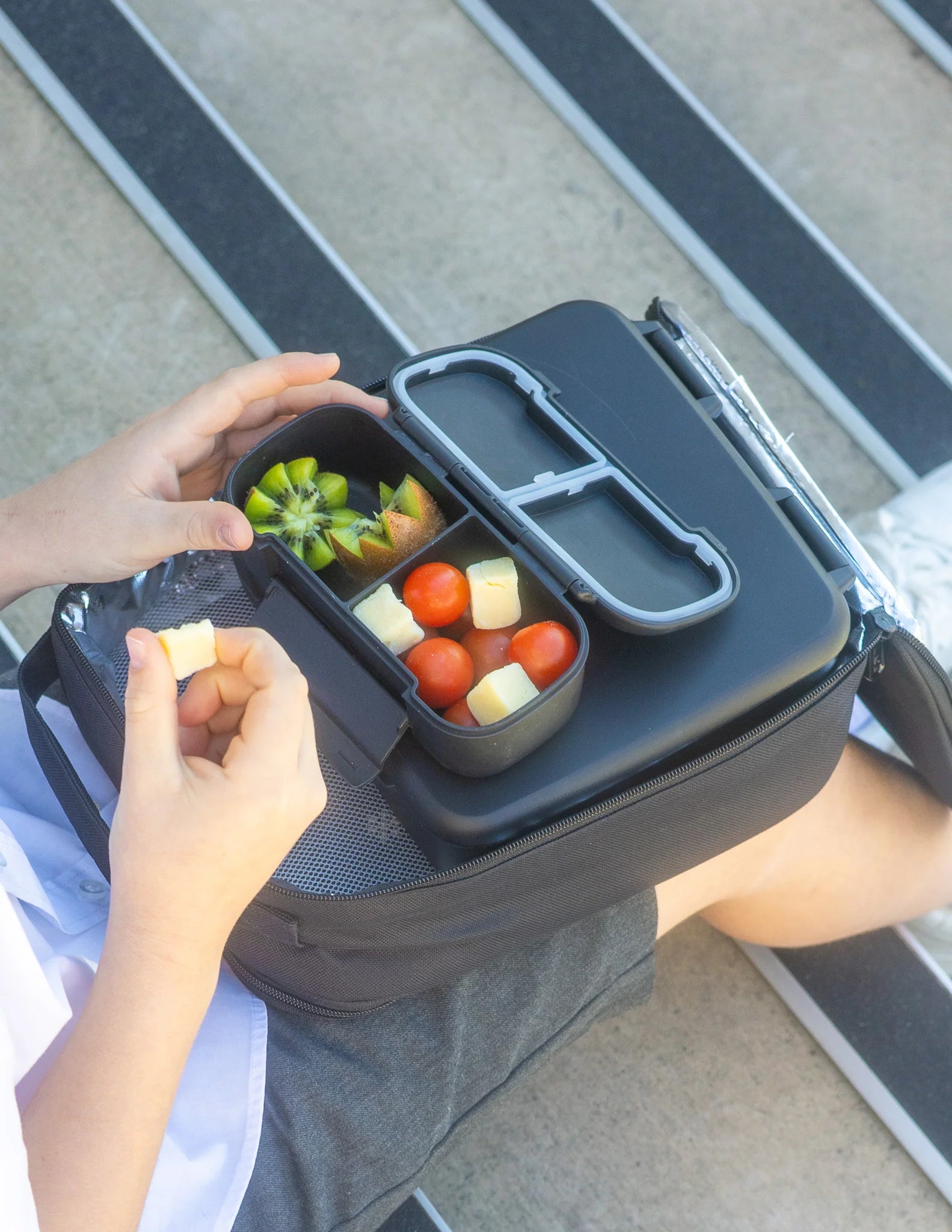 MontiiCo | Snack Lunch Box - In 6 x Colours
