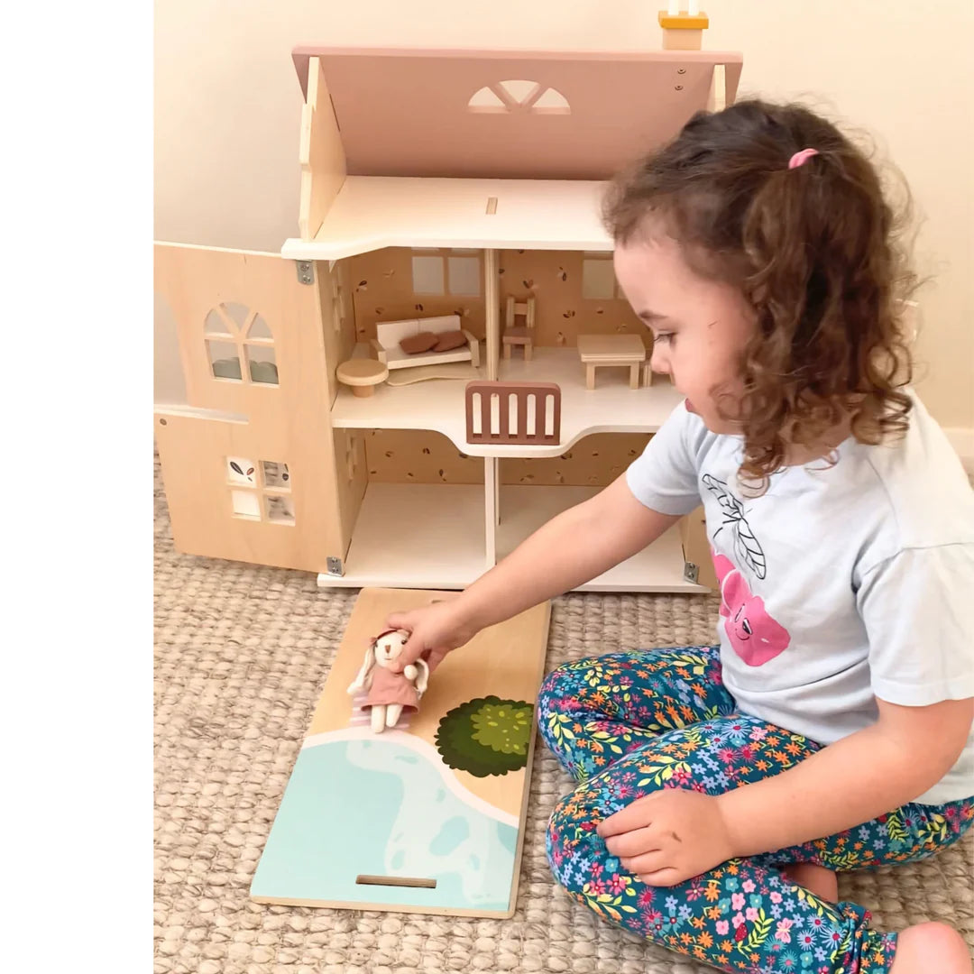 Speedy Monkey | Flower Cottage with Starter Furniture Set