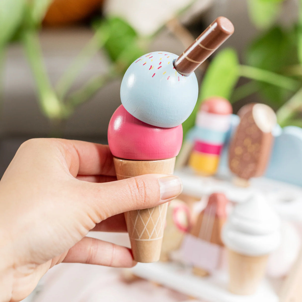 Speedy Monkey | Ice Cream Shop