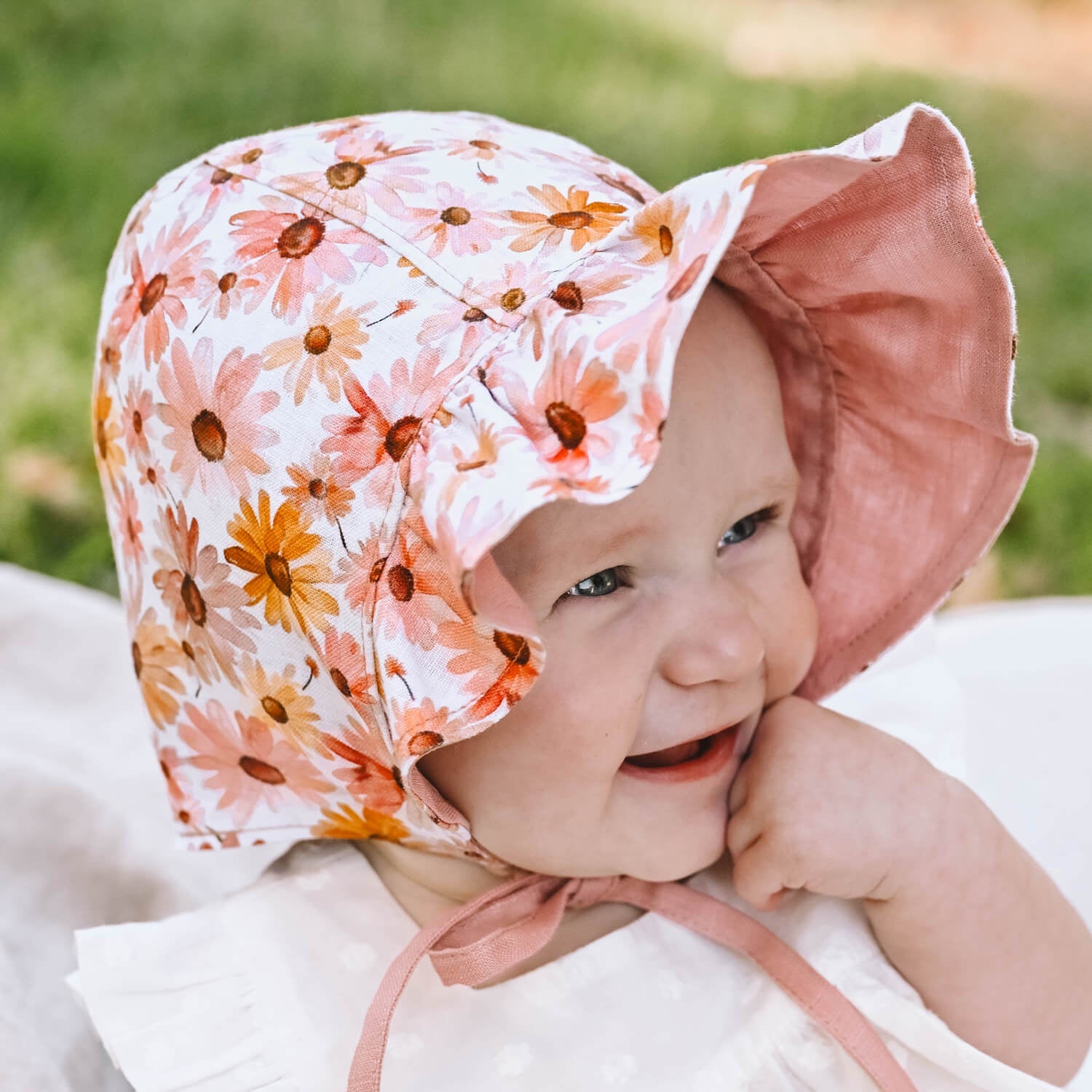 Searcher' Ruffle Bonnet - Peggy | Bedhead