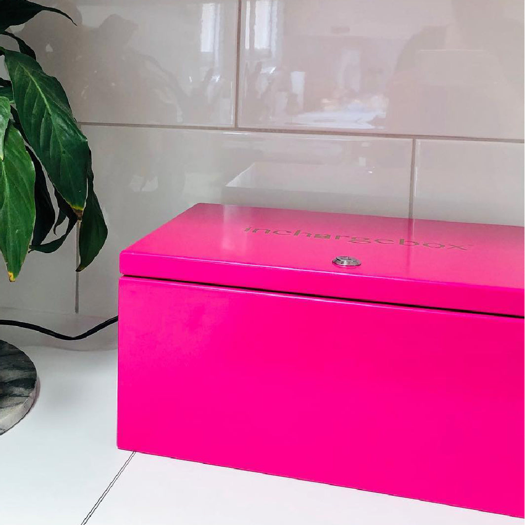Inchargebox - Gloss Flamingo Pink