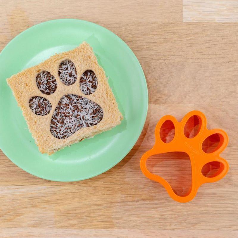 Lunch Punch | Sandwich Cutters - Lion